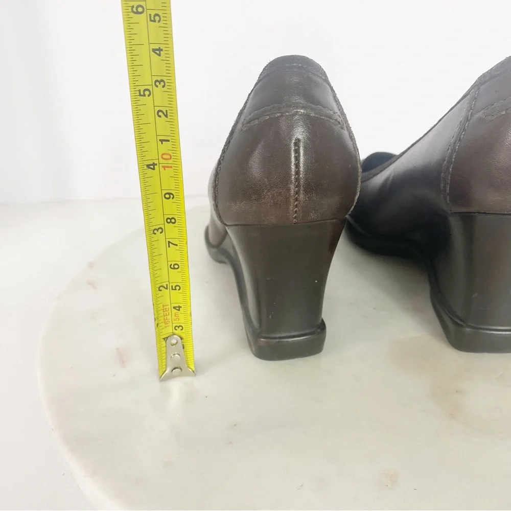Gianni Bini Grandmacore Retro Brown Pump Shoe Wedge Womens 6.5 Square Toe